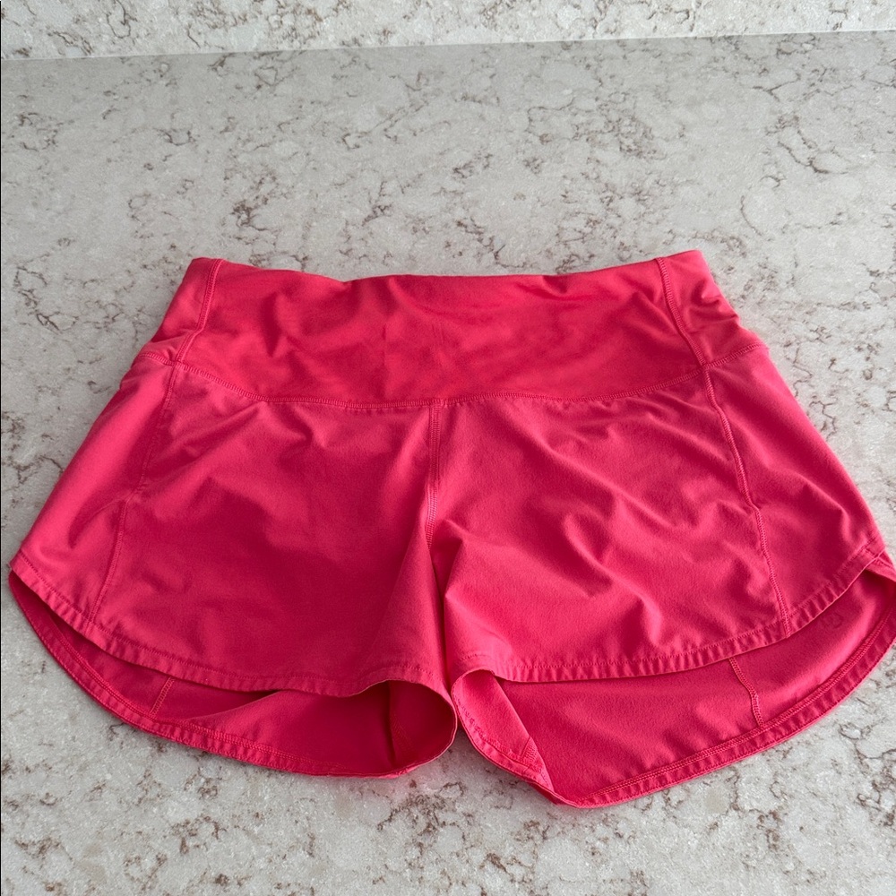 Lululemon Speed Up High Rise Lined Shorts 4”- size 6